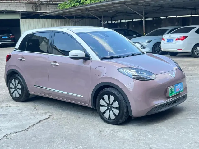 Wuling Bingo — Фото автомобиля 3