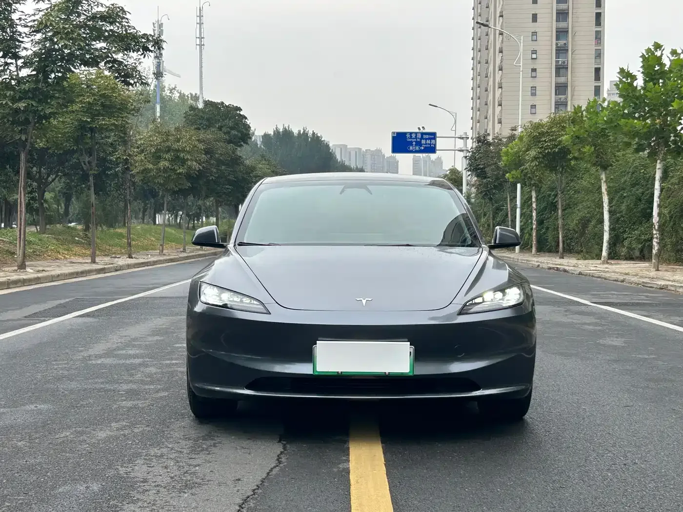 Tesla Model 3 2023 Rear-Wheel Drive — Фото автомобиля 2
