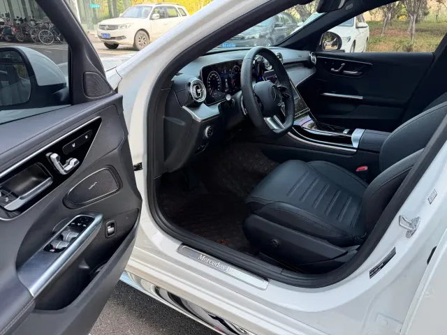 Mercedes-Benz C-Class — Фото автомобиля 7