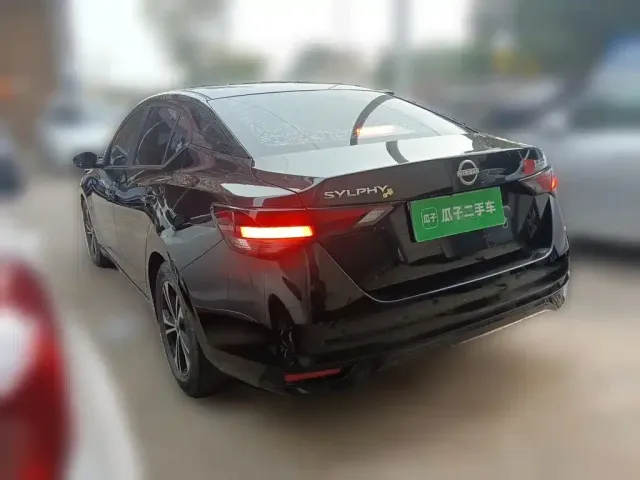 Nissan Sylphy 2023 1.6L CVT Deluxe Edition — Фото автомобиля 4