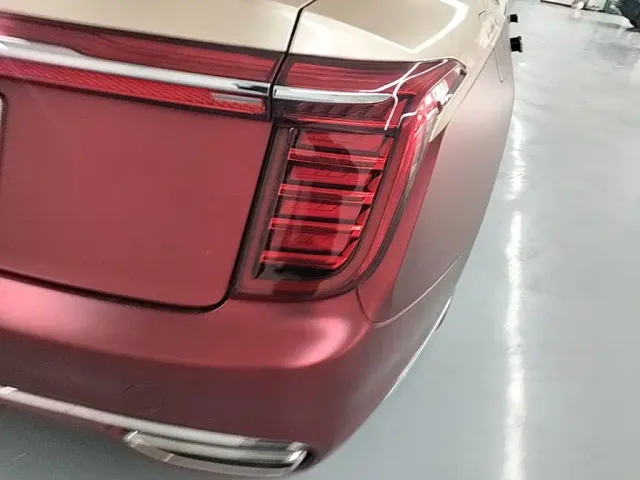 Hongqi H9 — Фото автомобиля 7