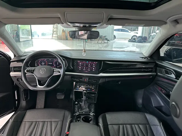 Volkswagen Passat — Фото автомобиля 5