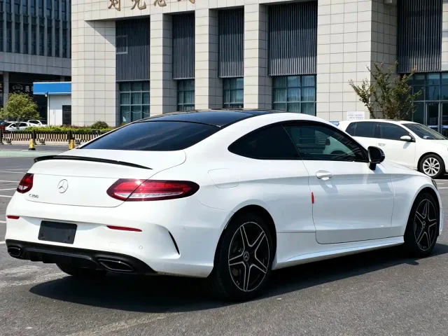 Mercedes-Benz C-Class — Фото автомобиля 8