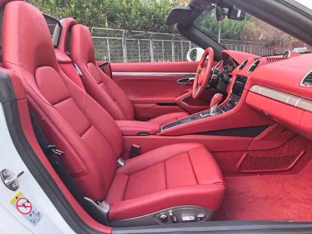 Porsche 718 — Фото автомобиля 14