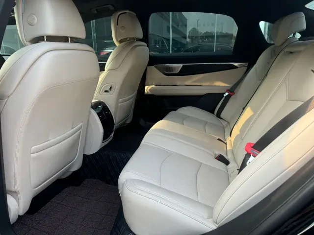 Cadillac CT6 — Фото автомобиля 6