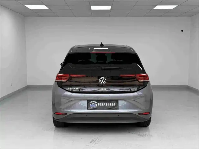 Volkswagen ID.3 — Фото автомобиля 18