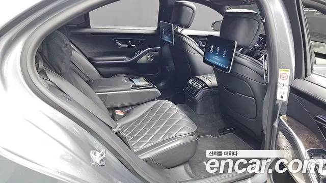 Mercedes-Benz S-Class — Фото автомобиля 10