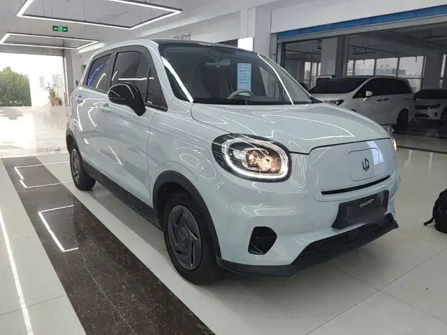 Leapmotor T03 — Фото автомобиля 3