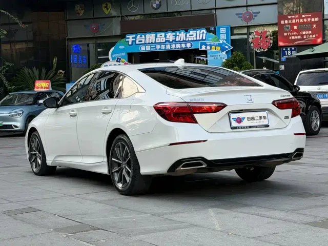 Honda Inspire — Фото автомобиля 4