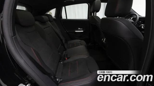Mercedes-Benz GLA-Class H247 — Фото автомобиля 15