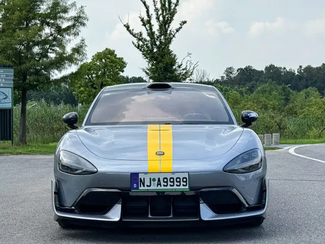 Xiaomi SU7 Ultra — Фото автомобиля 4
