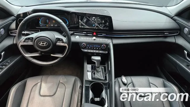Hyundai Avante CN7 — Фото автомобиля 10