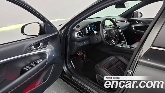 Genesis G70 New — Фото автомобиля 10