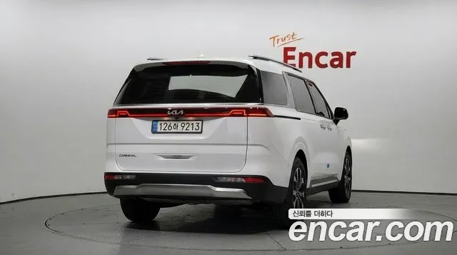 Kia Canival Carnival 4 поколение Дизель 9 мест Noblesse — Фото автомобиля 4