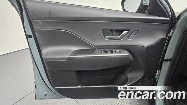 Hyundai Kona — Фото автомобиля 13