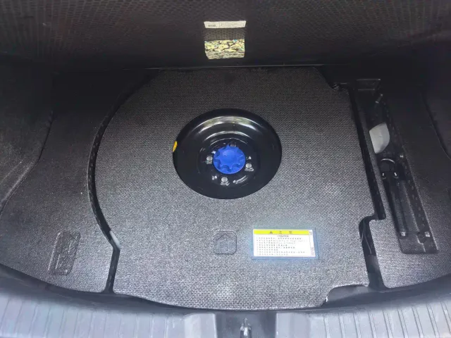 Toyota YARiS L Zhi Xuan — Фото автомобиля 14