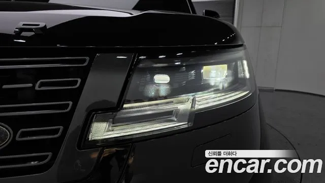 Land Rover Range Rover — Фото автомобиля 16