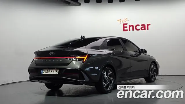 Hyundai Avante CN7 — Фото автомобиля 2