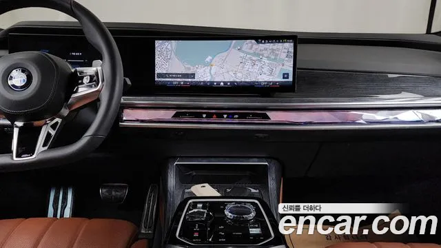 BMW 7-Series 7 серия (G70) 740i xDrive M Sport — Фото автомобиля 14