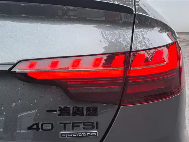 Audi A4L — Фото автомобиля 29