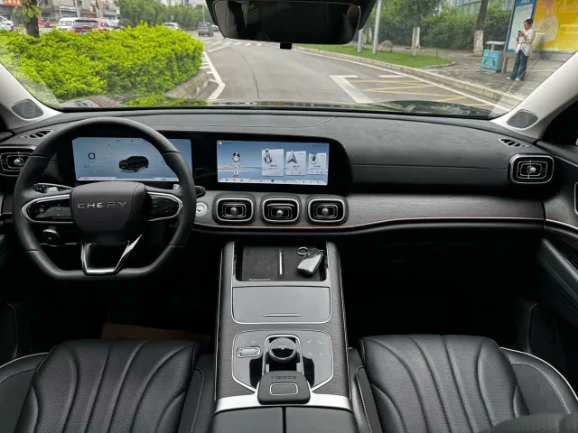 Chery Tiggo 9 — Фото автомобиля 14