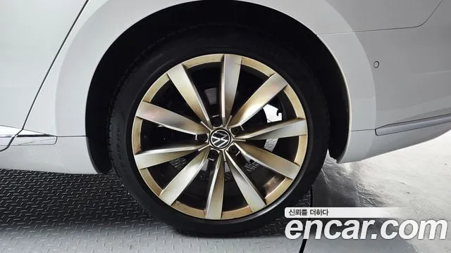 Volkswagen Arteon Arteon 2.0 TDI Prestige — Фото автомобиля 19