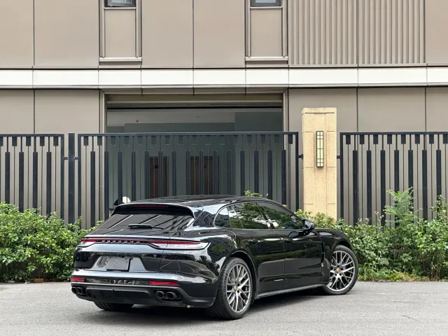 Porsche Panamera — Фото автомобиля 4