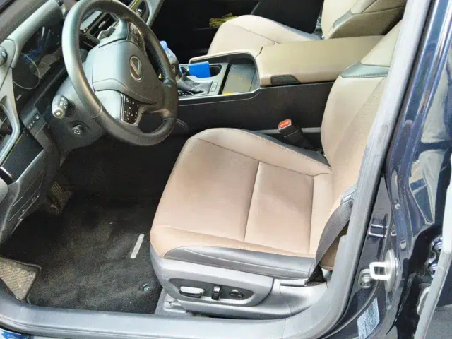 Lexus ES — Фото автомобиля 11