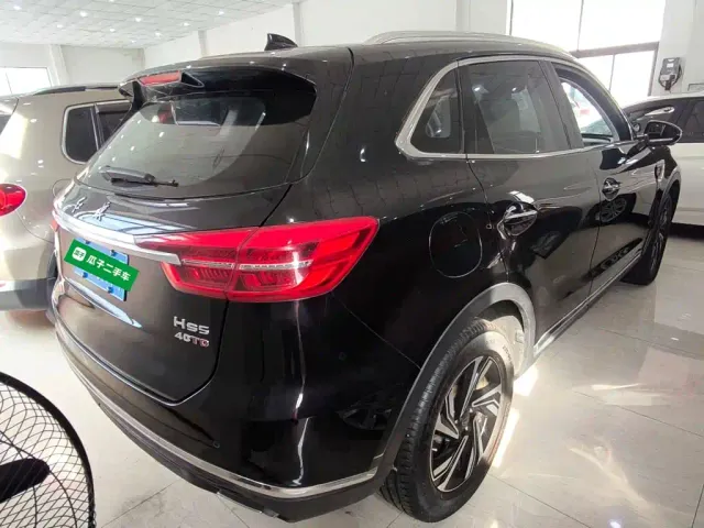 Hongqi HS5 — Фото автомобиля 6