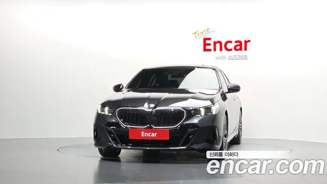 BMW 5-Series — Фото автомобиля 3