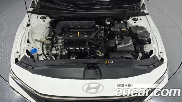Hyundai Avante CN7 — Фото автомобиля 6