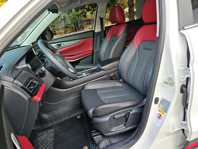Changan CS75 — Фото автомобиля 14