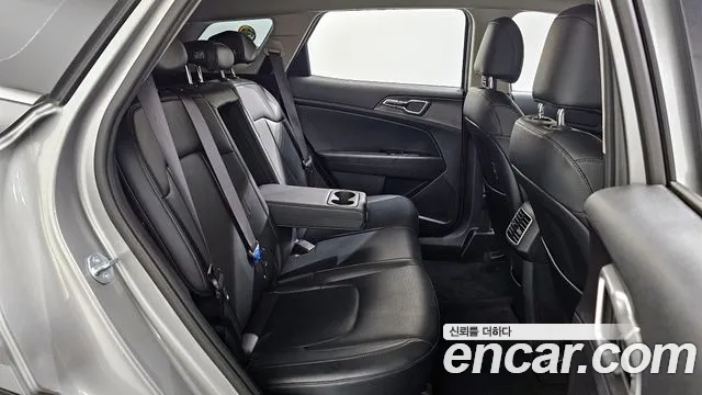 Kia Sportage Sportage 5-е поколение Дизель 2.0 2WD — Фото автомобиля 12