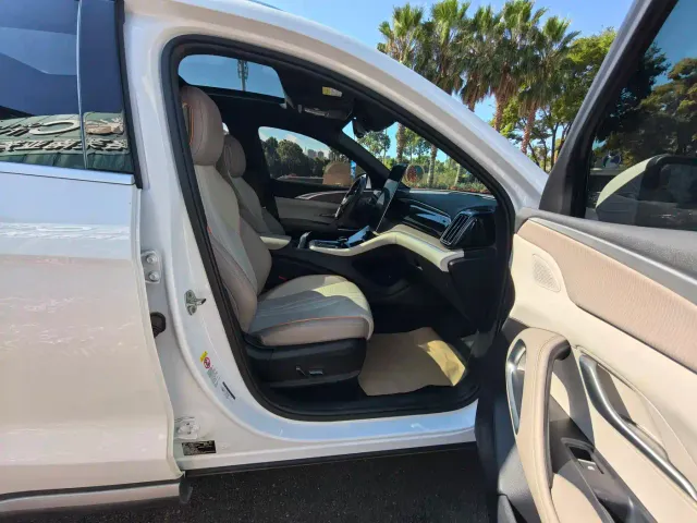 BYD Song Pro — Фото автомобиля 16