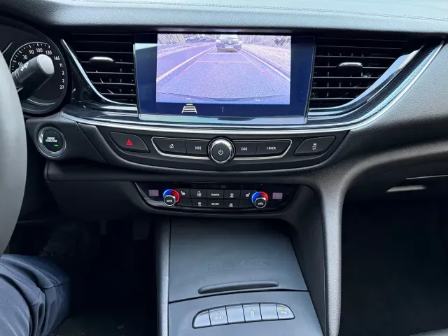Buick Regal — Фото автомобиля 17