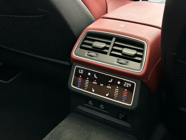 Audi A7L — Фото автомобиля 14