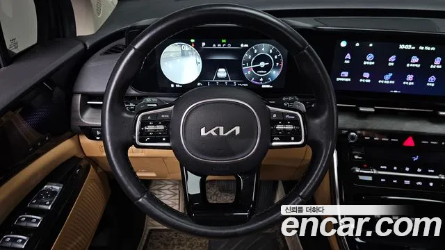 Kia Carnival Generation 4 — Фото автомобиля 18