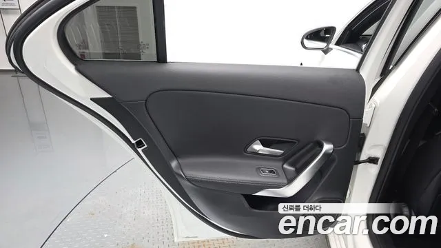 Mercedes-Benz A-Class — Фото автомобиля 25