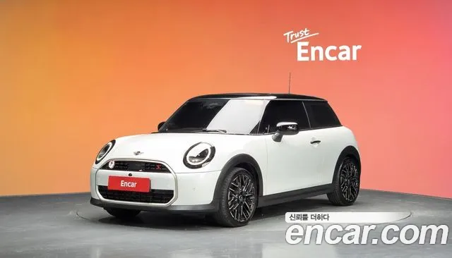Фотография автомобиля — MINI Cooper 4th Gen