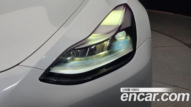 Tesla Model Y — Фото автомобиля 7