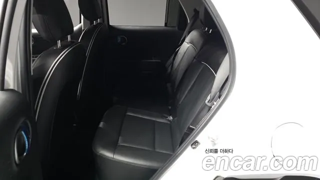 Hyundai Casper Casper Turbo Essential — Фото автомобиля 26