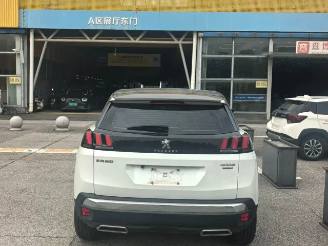 Peugeot 4008 — Фото автомобиля 4