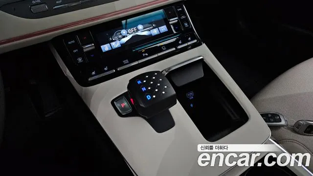 Hyundai Grandeur New — Фото автомобиля 9