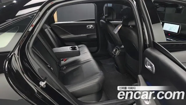Hyundai Ioniq 6 — Фото автомобиля 11