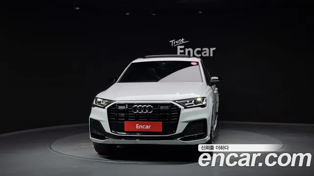 Audi Q7 55 TFSI quattro Premium — Фото автомобиля 3