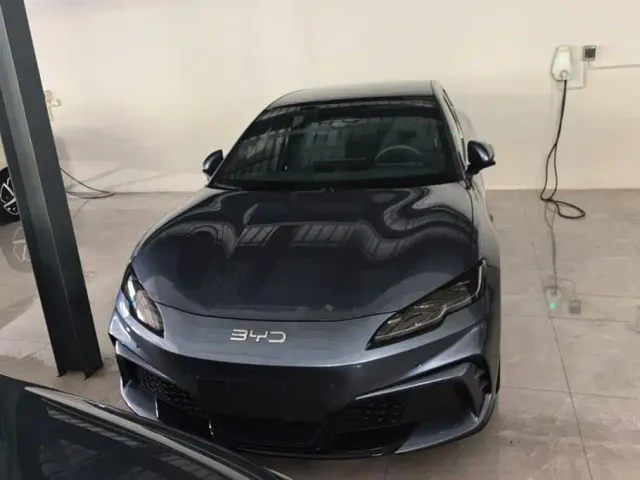 BYD Seal 06 GT — Фото автомобиля 2