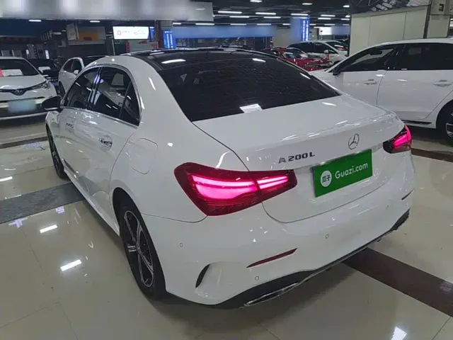 Mercedes-Benz A-Class — Фото автомобиля 4