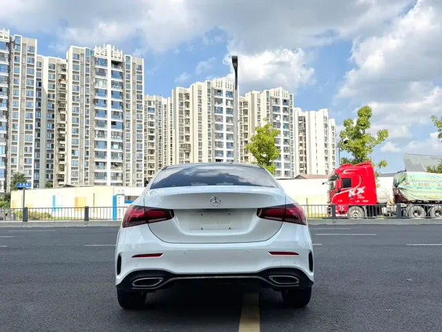 Mercedes-Benz A-Class — Фото автомобиля 8