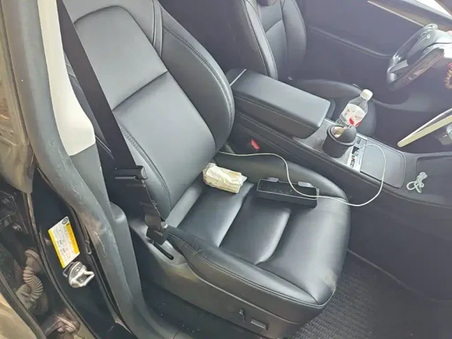 Tesla Model Y — Фото автомобиля 19