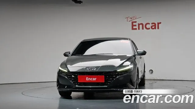 Hyundai Avante CN7 — Фото автомобиля 3